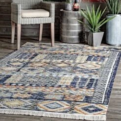 NuLOOM Taliyah Faded Bohemian Fringed Indoor/Outdoor Area Rug