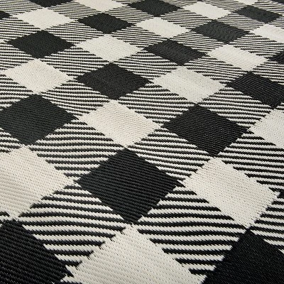World Rug Gallery Buffalo Plaid Reversible Plastic Outdoor Rugs - Image 5