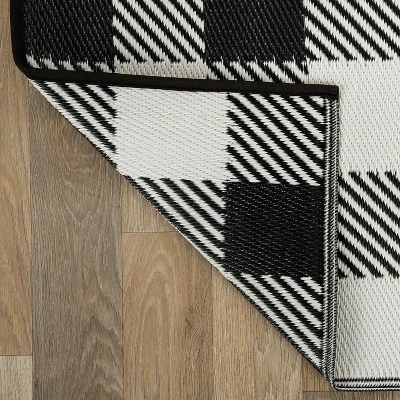 World Rug Gallery Buffalo Plaid Reversible Plastic Outdoor Rugs - Image 3